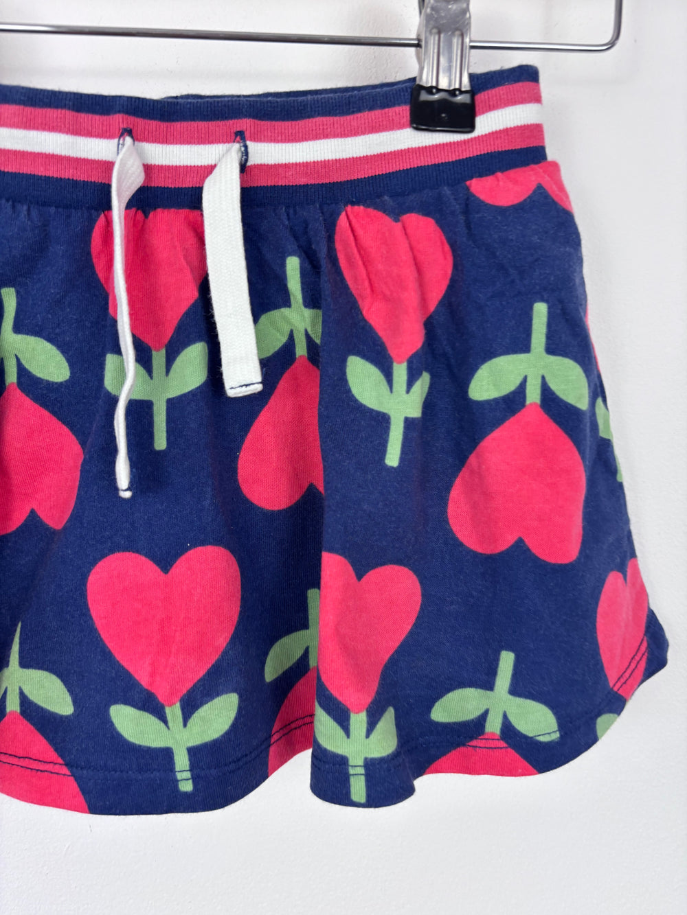 Mini Boden Navy Skirt With Pink Heart Flowers 3-4 Years-Skorts-Second Snuggle Preloved