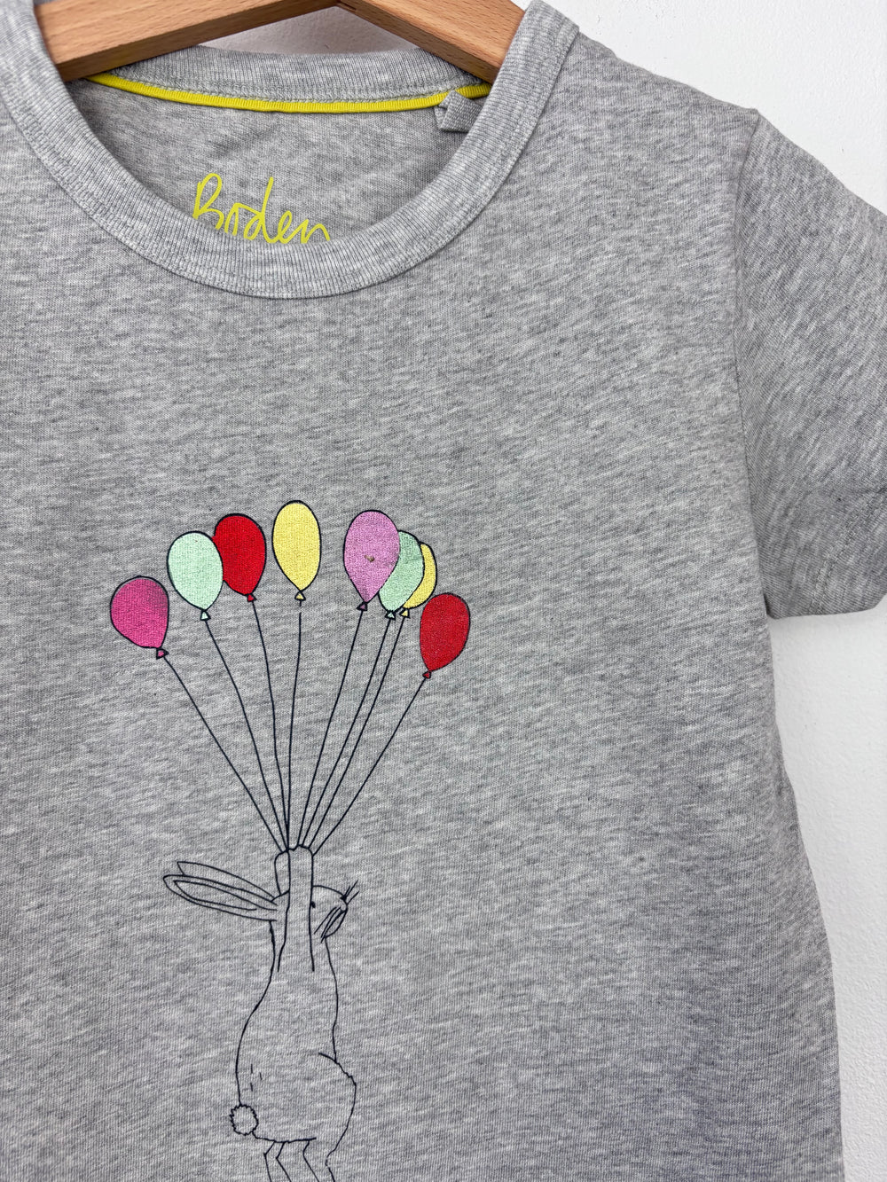 Boden Grey Bunny Balloon Graphic T-Shirt 6-7 Years-Tops-Second Snuggle Preloved