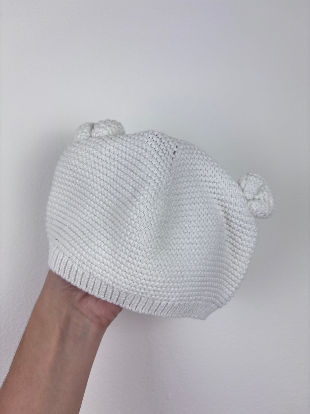 Tu White Knit Hat 3-6 Months-Hats-Second Snuggle Preloved