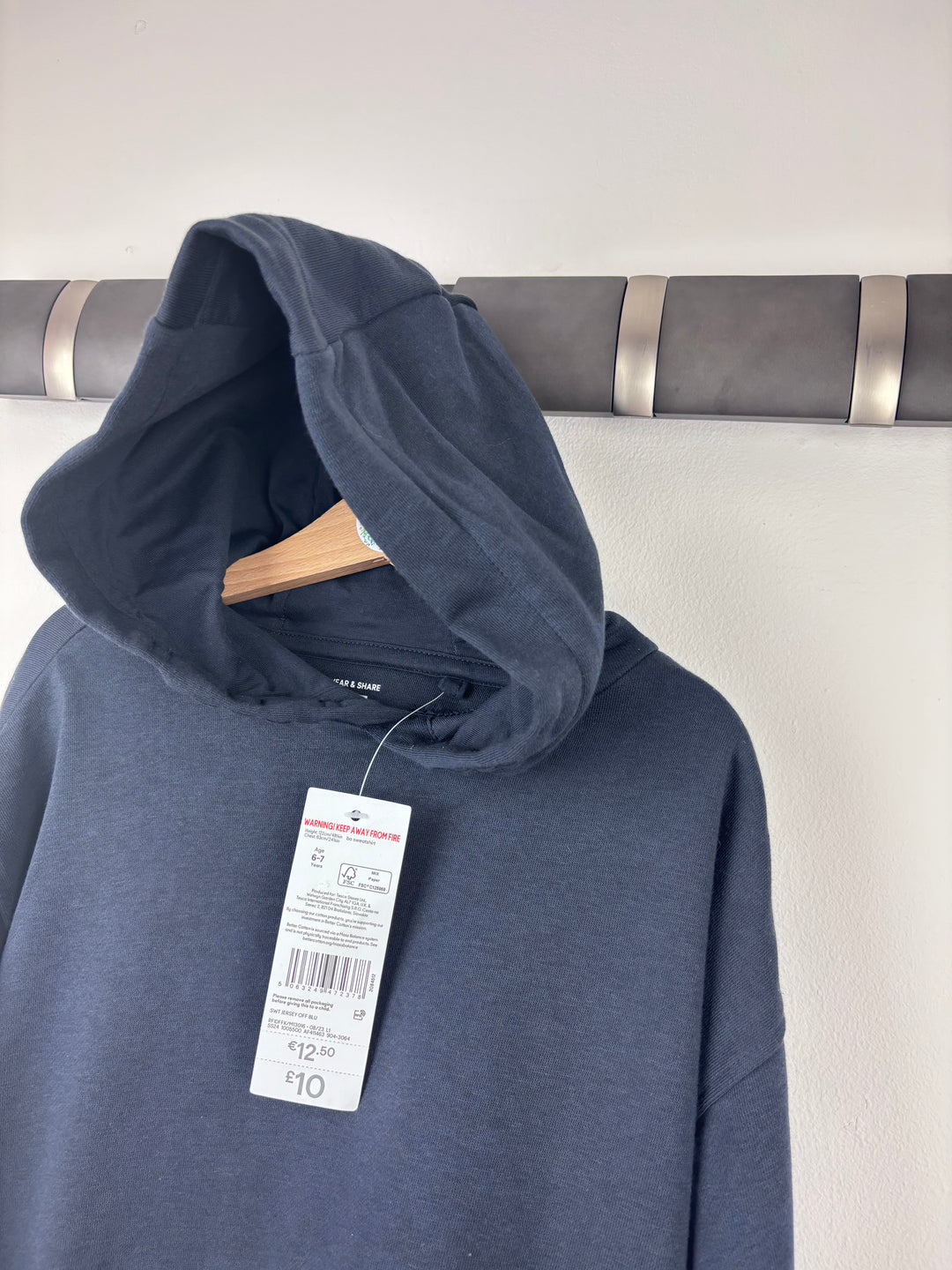 Fred And Flo Navy Hoodie 6-7 Years-Hoodies-Second Snuggle Preloved