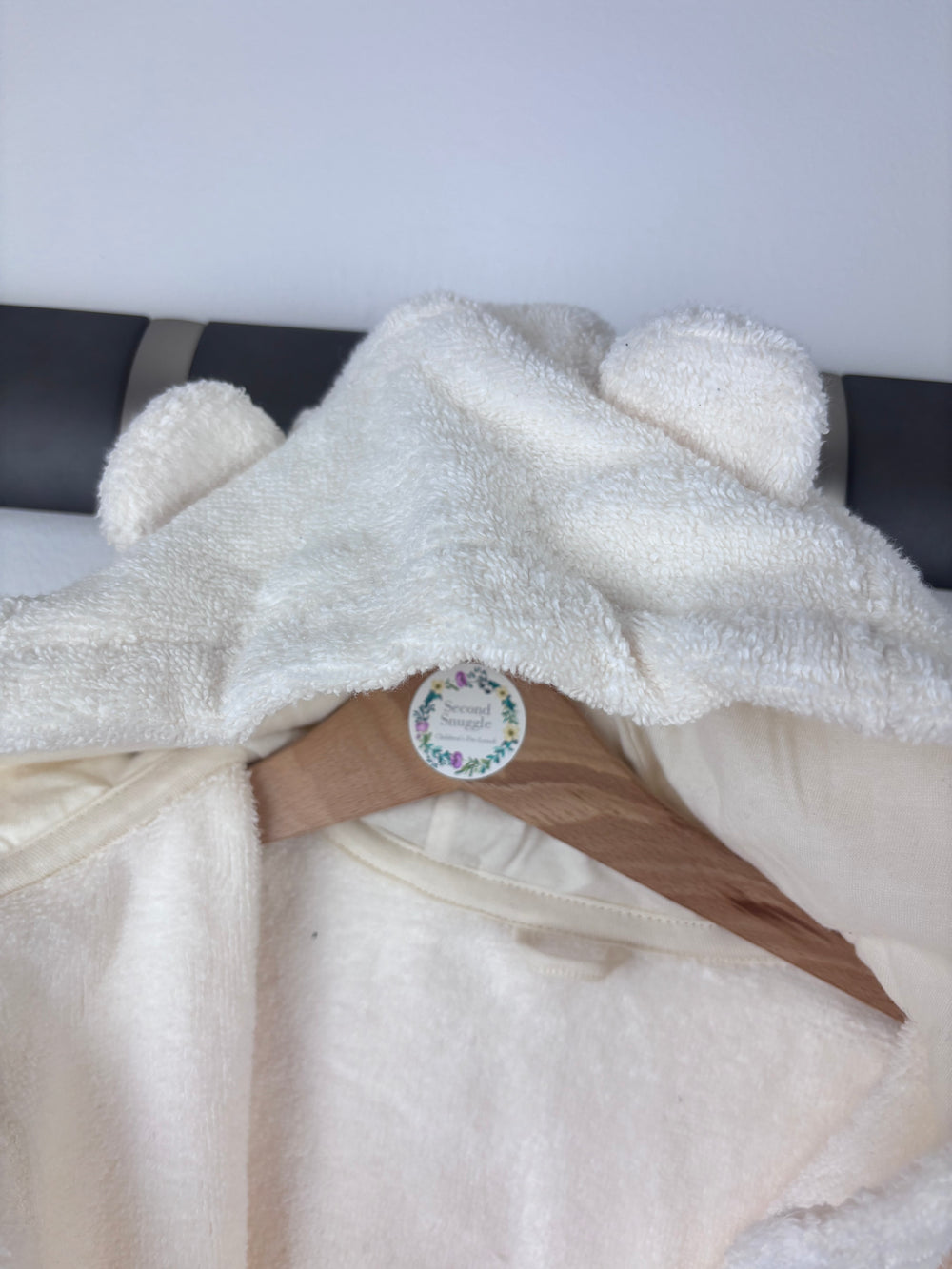 M&S Cream Hooded Robe 6-9 Months-Dressing Gown-Second Snuggle Preloved