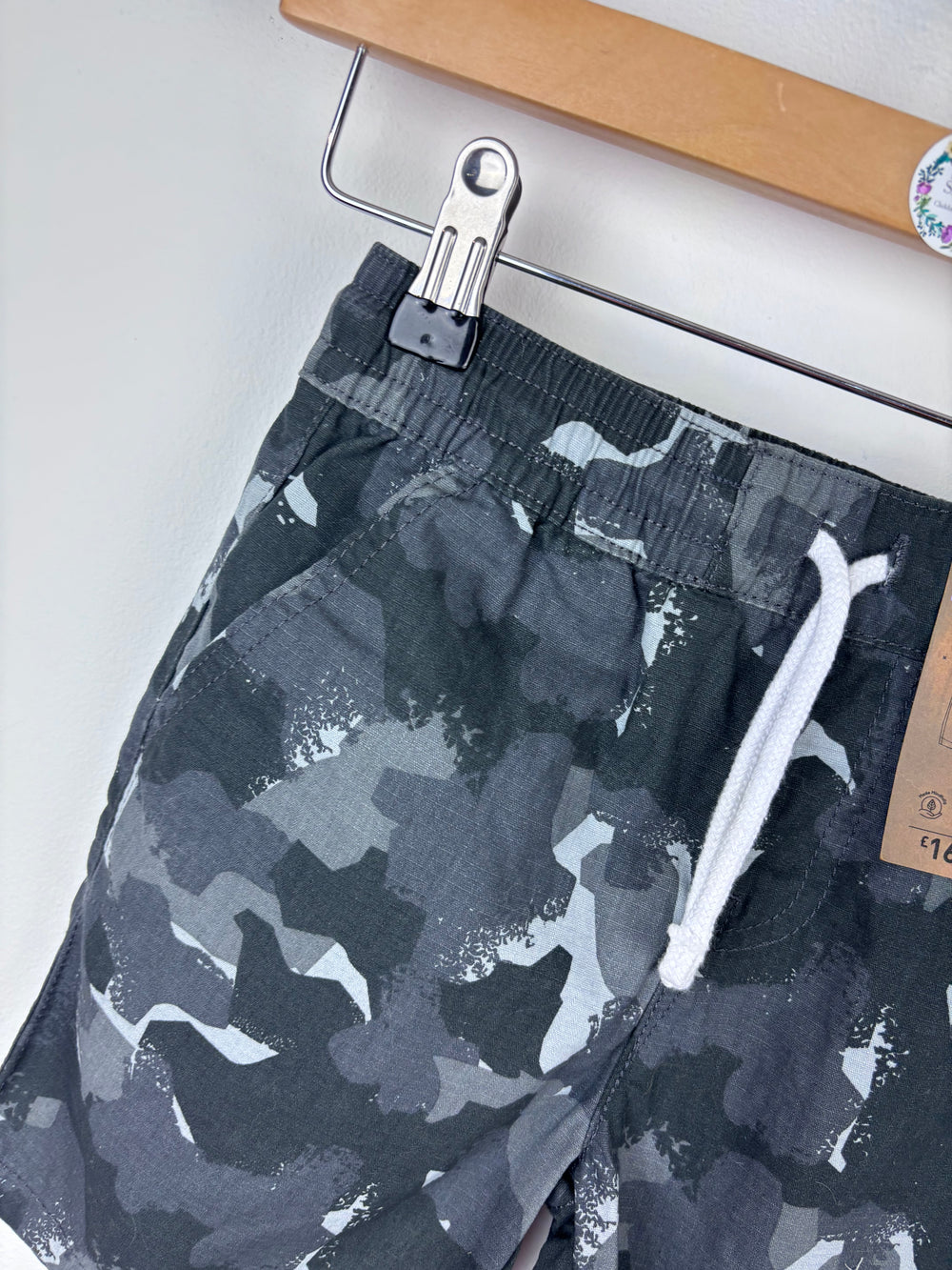 Fred & Flo Camo Shorts 5-6 Years-Shorts-Second Snuggle Preloved