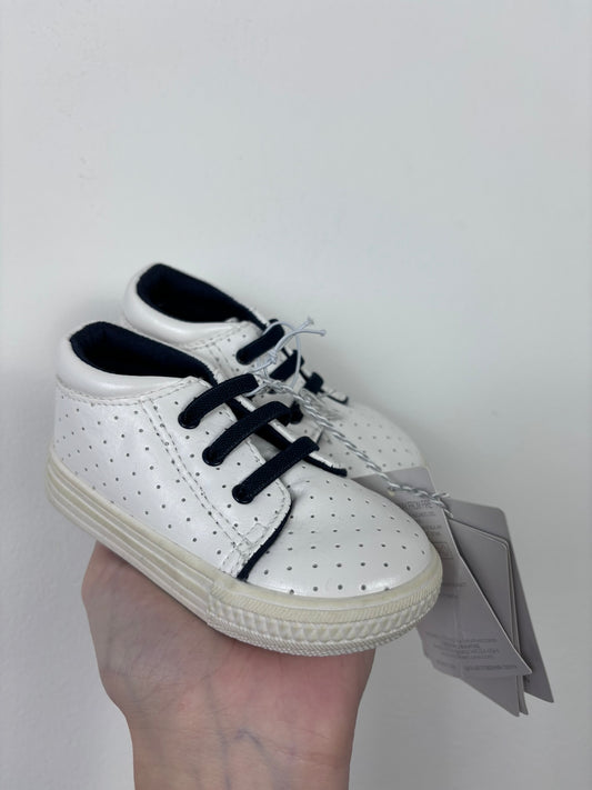 Mothercare UK 3-Shoes-Second Snuggle Preloved