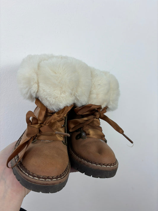 Fred & Flo UK 10-Boots-Second Snuggle Preloved