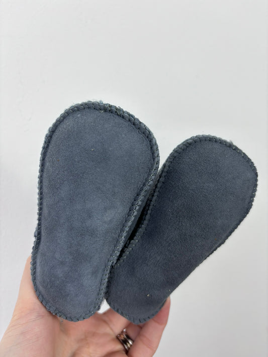 Echt Lamm-Fell 0-6 Months-Shoes-Second Snuggle Preloved