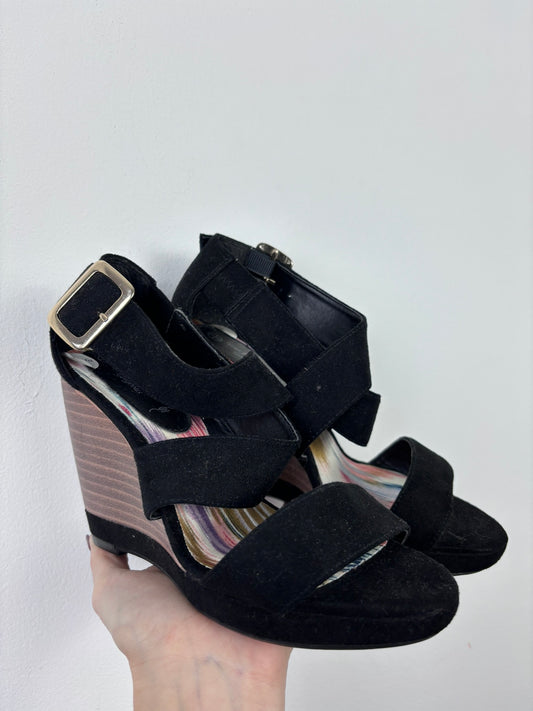 New Look UK 3-Shoes-Second Snuggle Preloved