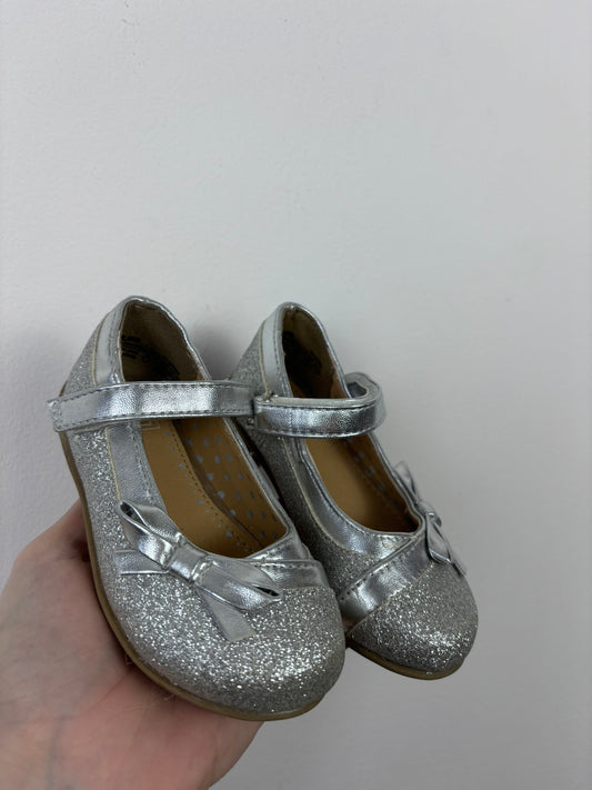 Fred & Flo UK 4-Shoes-Second Snuggle Preloved