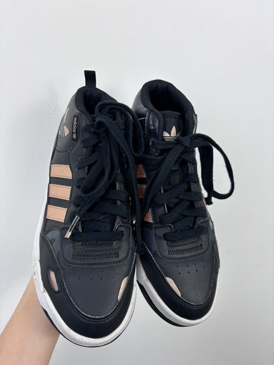Adidas UK 4.5-Shoes-Second Snuggle Preloved