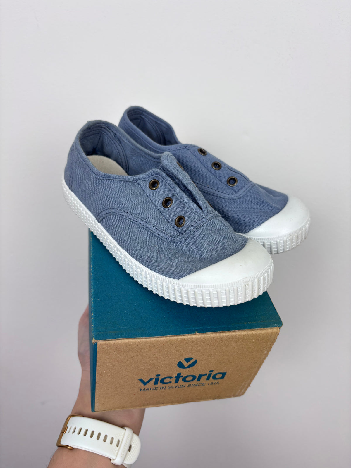 Victoria Blue Canvas Slip-On Plimsoll Trainers EU 35 UK 2-Shoes-Second Snuggle Preloved