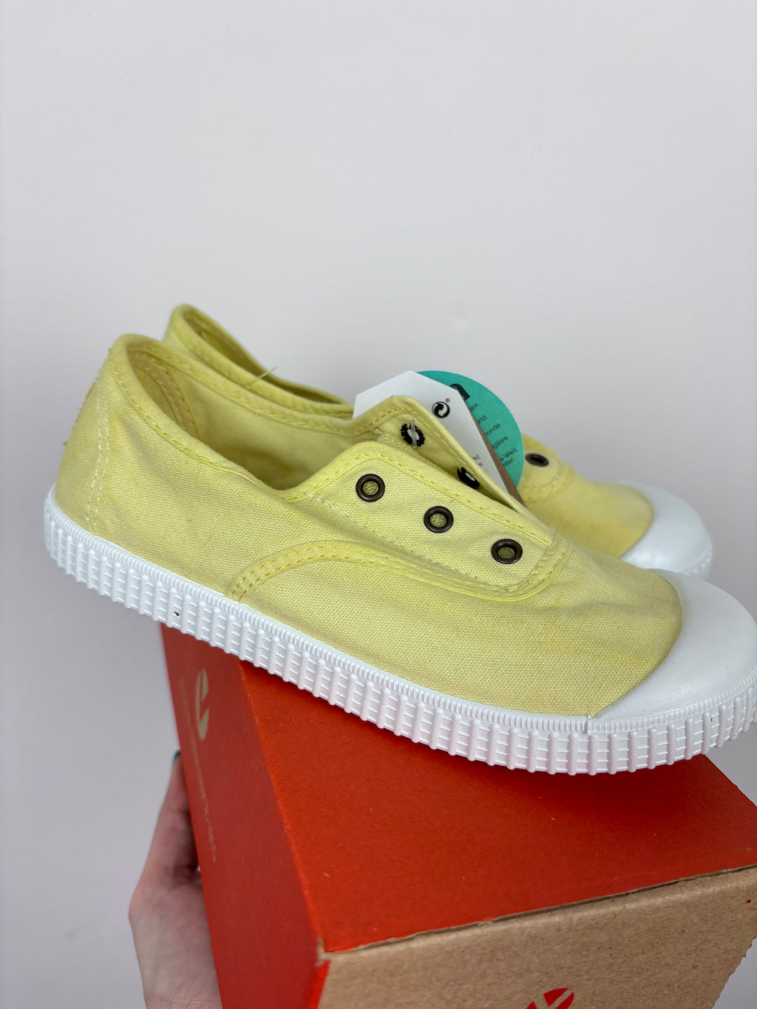 Victoria EU 33 (UK 1)-Shoes-Second Snuggle Preloved