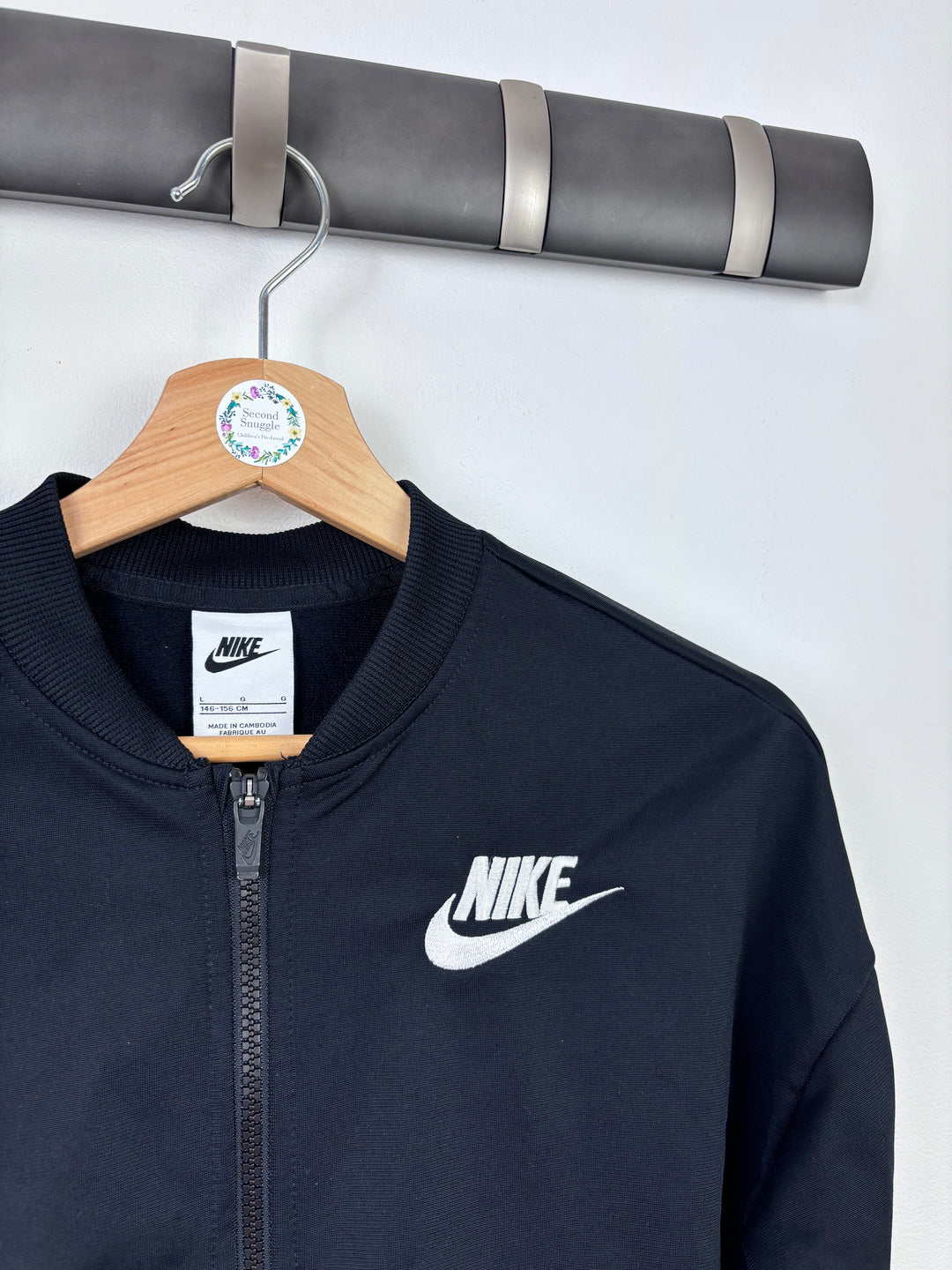 Nike L 147/158 (11-13 Years)-Jackets-Second Snuggle Preloved