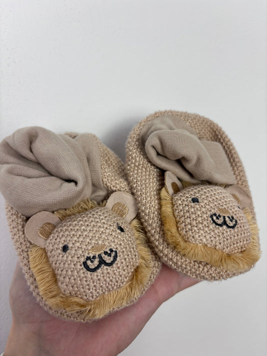 Tu 9-12 Months-Slippers-Second Snuggle Preloved