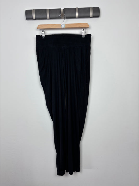 H&M Mama Medium-Trousers-Second Snuggle Preloved