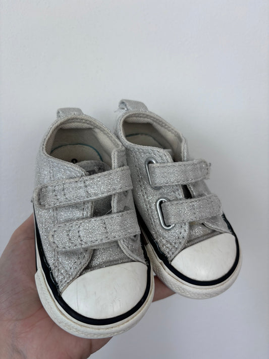 Converse UK 4-Shoes-Second Snuggle Preloved