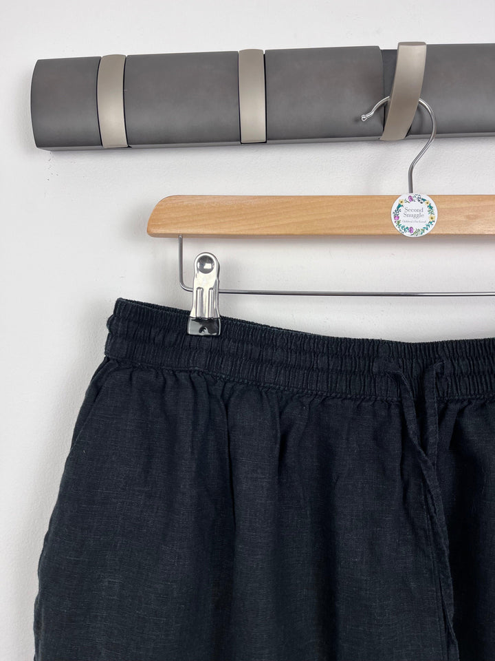 New Look Maternity Size 8-Shorts-Second Snuggle Preloved